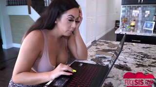 Сестренка ярата мине - Кики Клаут